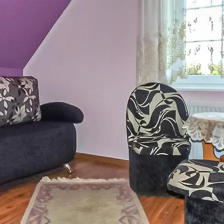 3 Bedroom Gorgeous In Holiday home